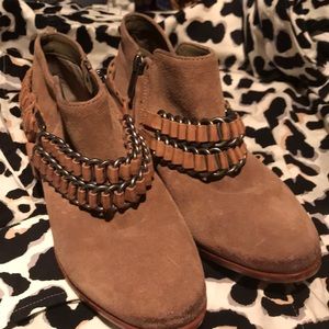 Sam Eldelman Booties Sz6 M